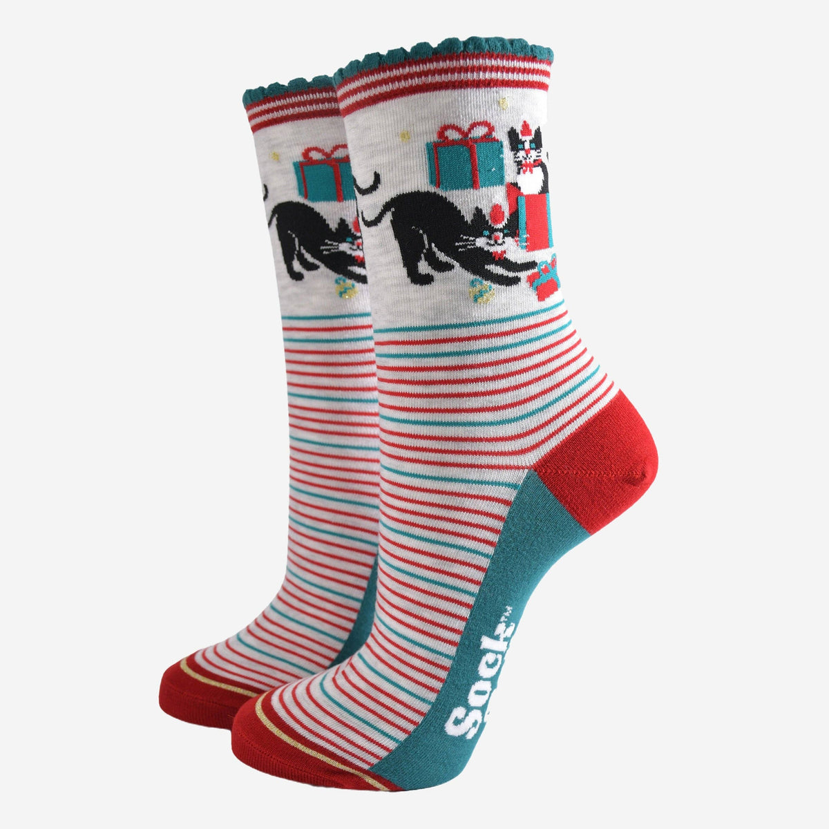 Cute Christmas Cats Women's Bamboo Socks | Laughing Sisters UK